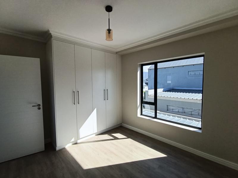 3 Bedroom Property for Sale in Kraaibosch Park Western Cape